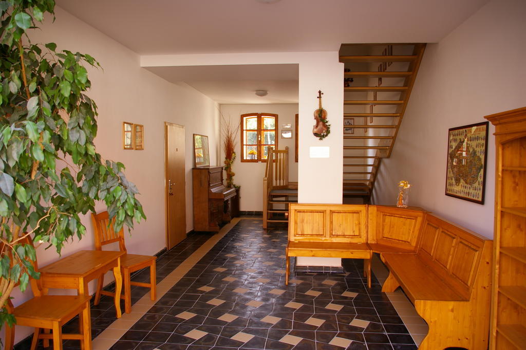 Penzion Manský Dvůr Dolni Zandov Exterior foto