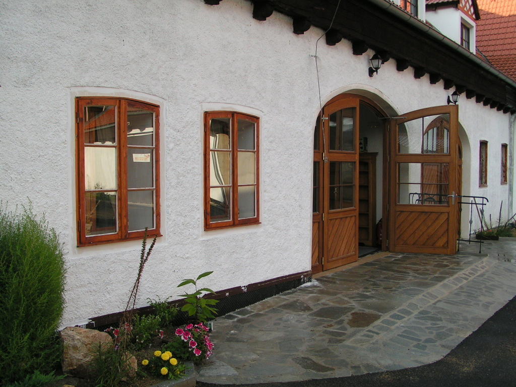 Penzion Manský Dvůr Dolni Zandov Exterior foto